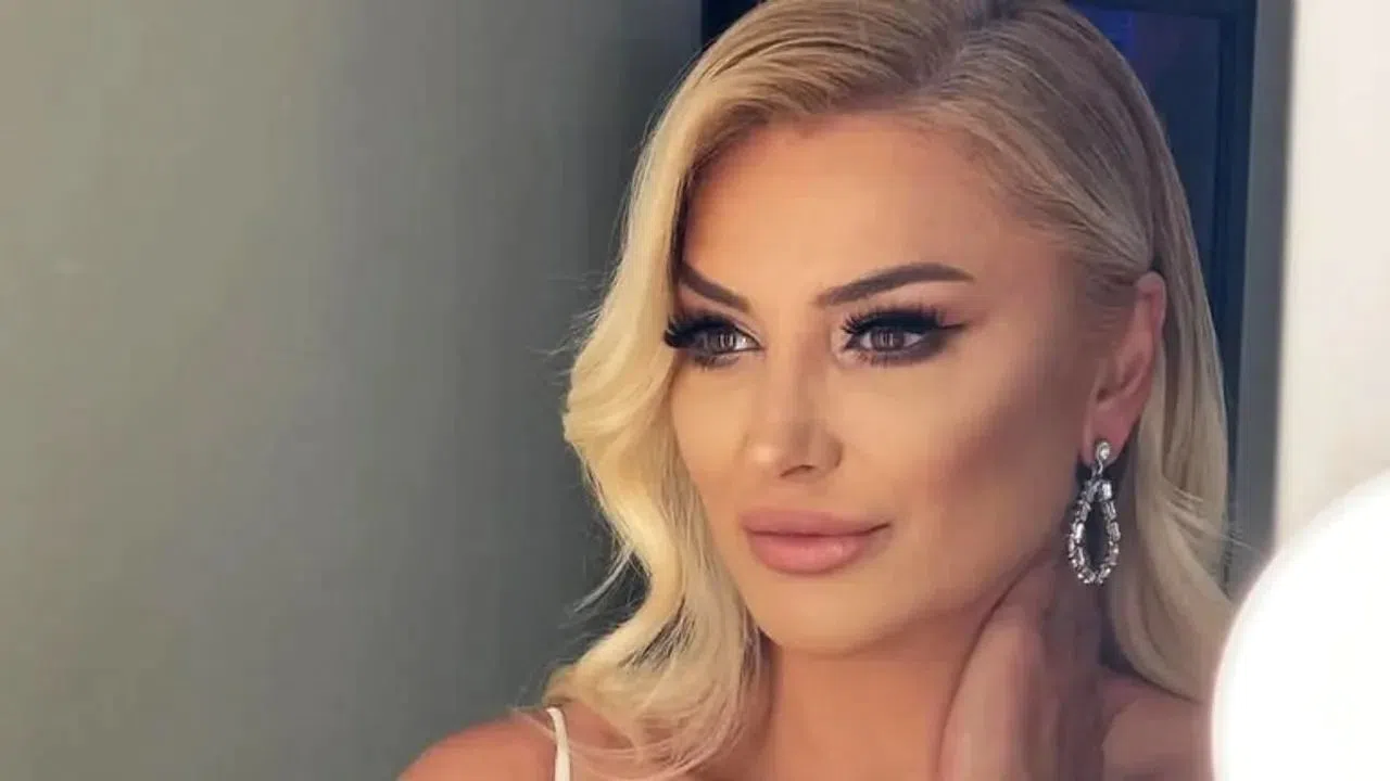 Songül Karlı'nın Makyajsız Hali Estetik Tartışmalarını Yeniden Alevlendirdi