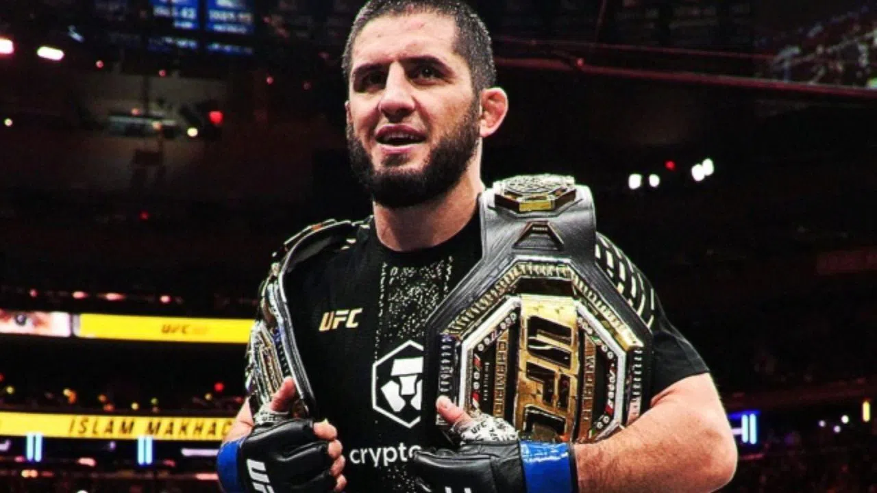 UFC'de Yıldız Parladı: Makhachev Çifte Şampiyon Oldu