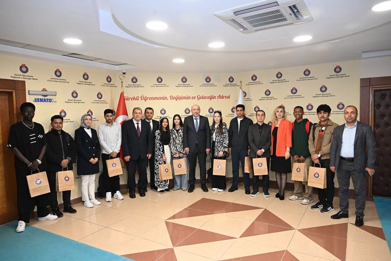 Uluslararası öğrencilerden KSÜ Rektörü Prof. Dr. Alptekin Yasım’a ziyaret