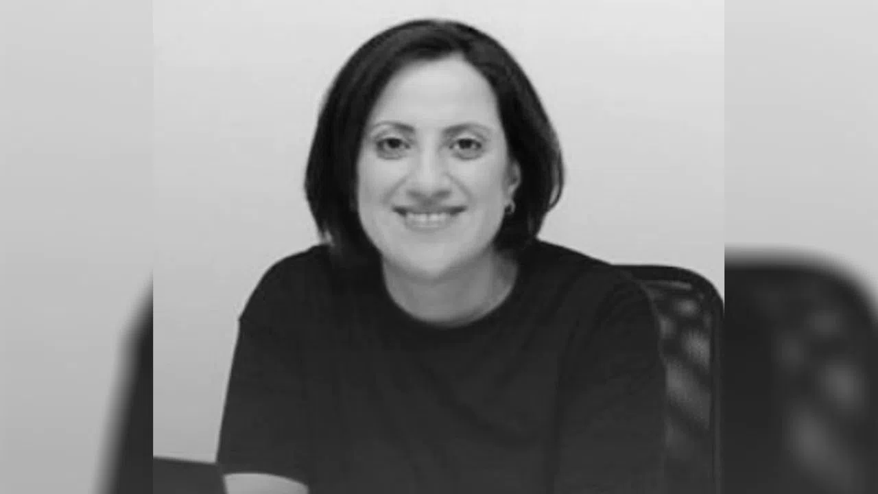 Vahap Seçer'in Kardeşi Arzu Seçer Son Yolculuğuna Uğurlanıyor