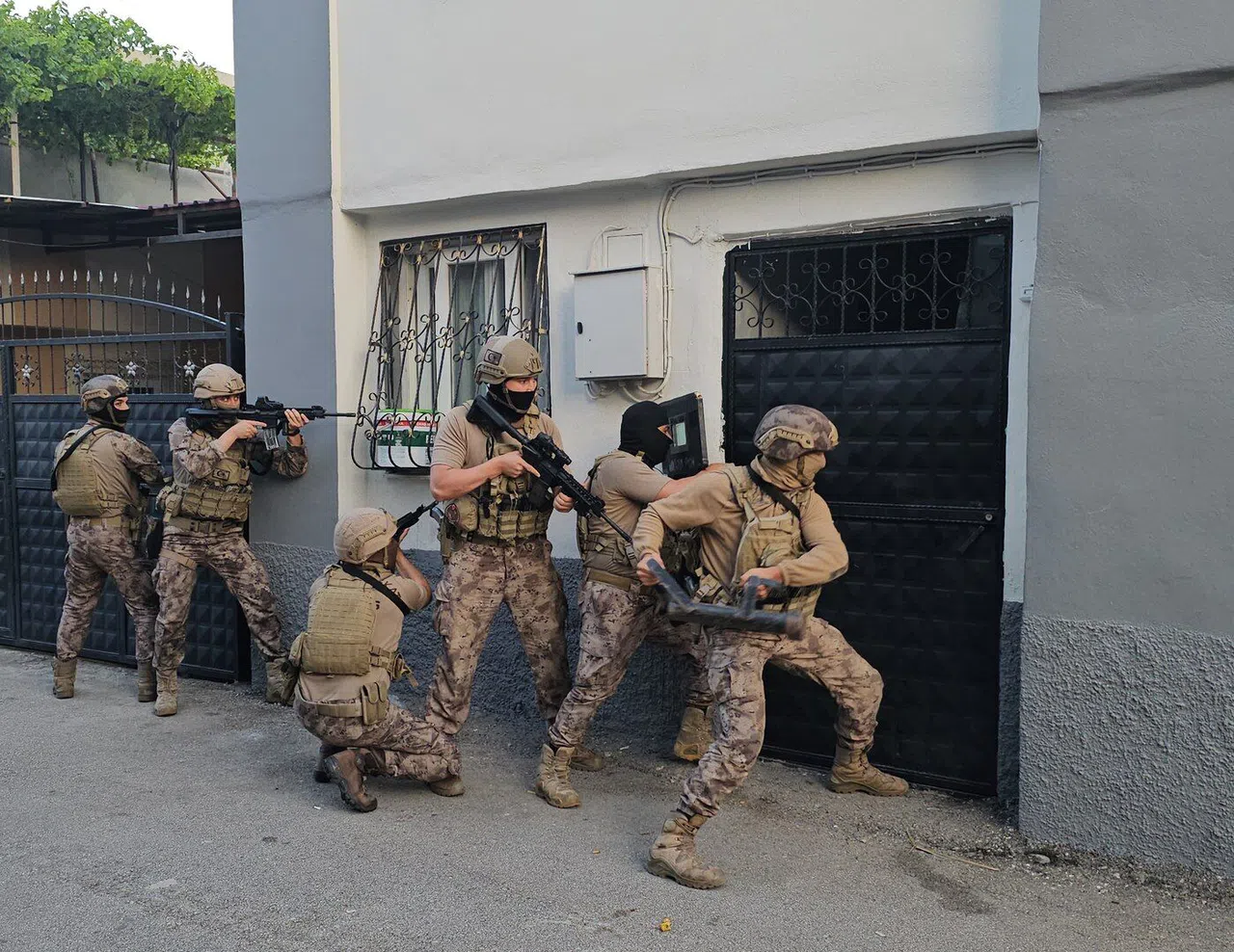 Kahramanmaraş'ta Şafak Baskınında 287 Kişi Yakalandı