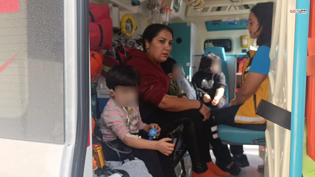 Yangında Mahsur Kalan 3 Çocuk İnşaat İşçileri ve Mahalle Sakinleri Tarafından Kurtarıldı