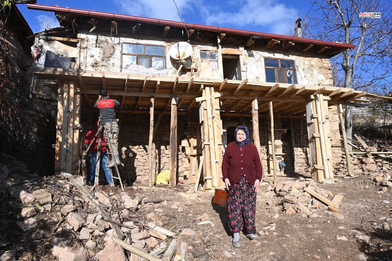 70 Yıllık Ev, Yaşlı Kadının Güvenli Yuvasına Dönüştü