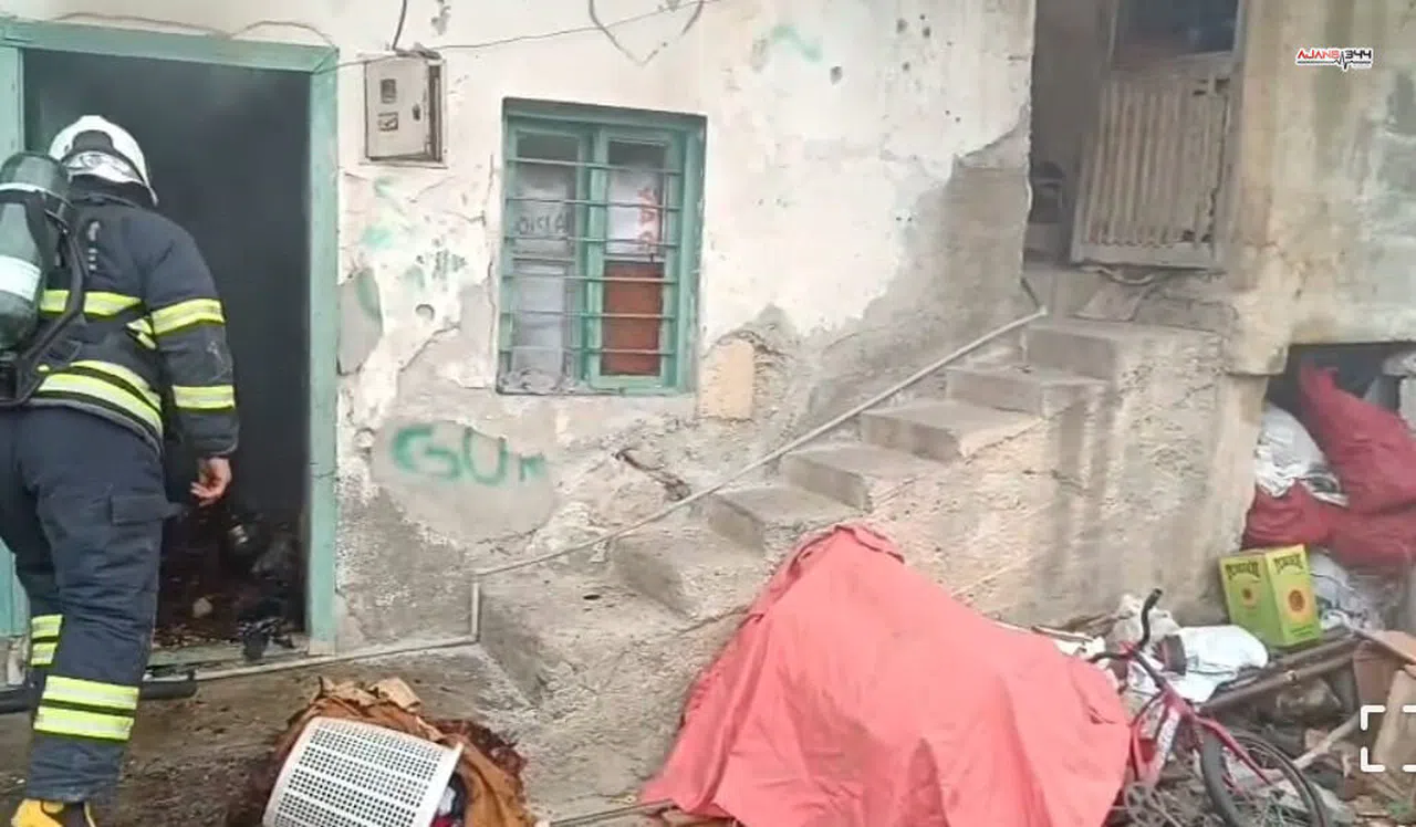 Adana Kozan’da yangın paniği! Ev yangını çevreye sıçramadan söndürüldü
