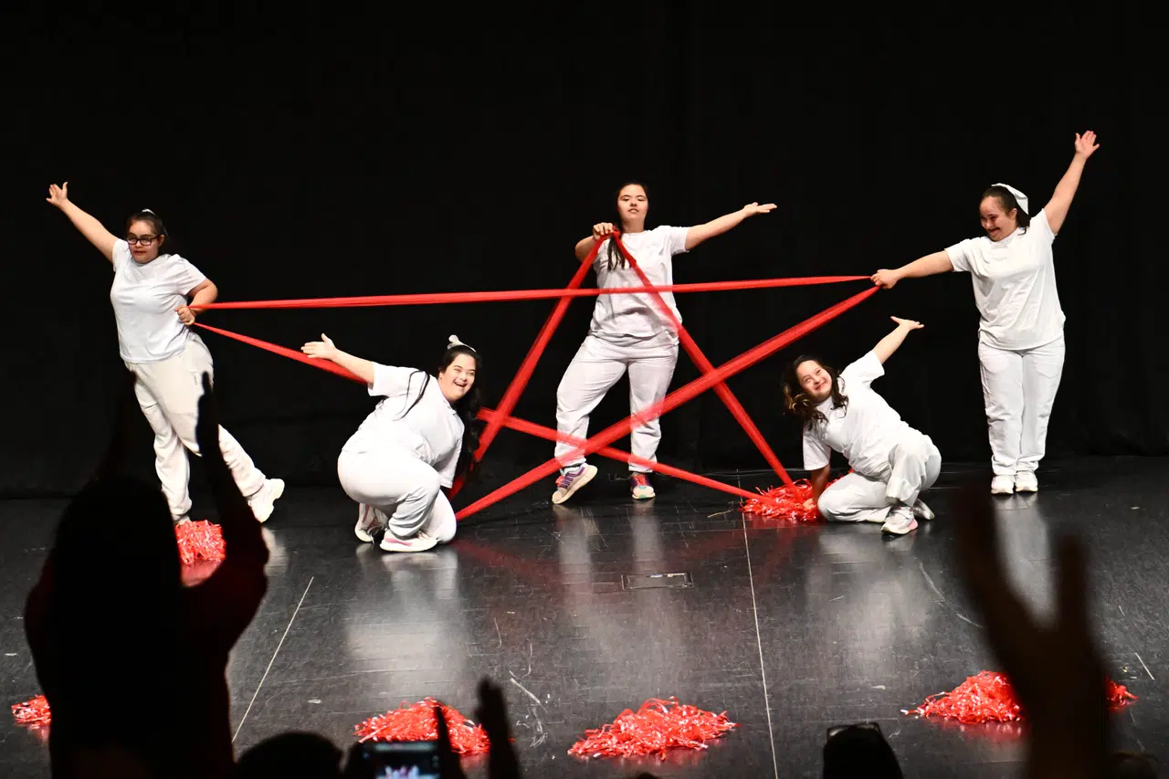 Antalya Muratpaşa'da hayatı paylaşmaya engel yok