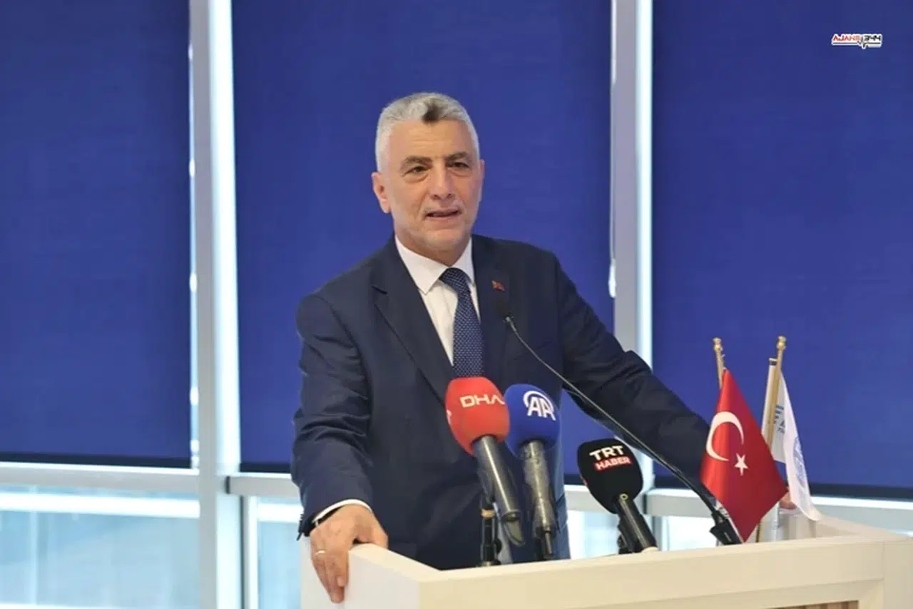 Ticaret Bakanı Bolat: Piyasalarda İstikrar Sağlandı, Aşırı Oynaklık Yok