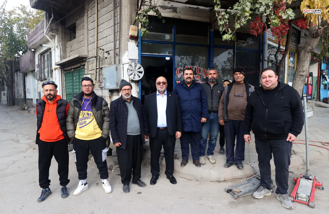 Başkan Akpınar’dan Sakarya Çarşısı’na sabah ziyareti