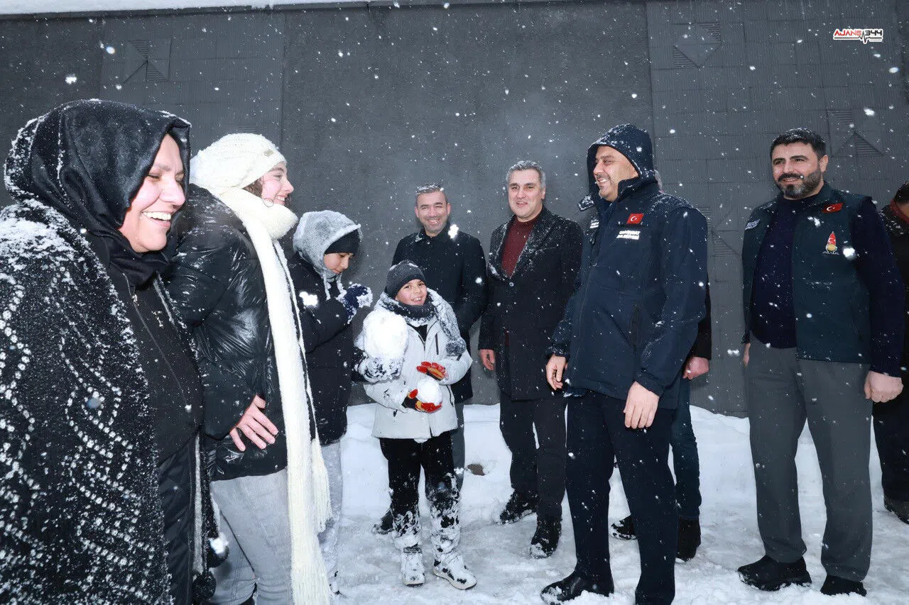 Başkan Toptaş, Karla Mücadele Çalışmalarını Sahada İnceledi