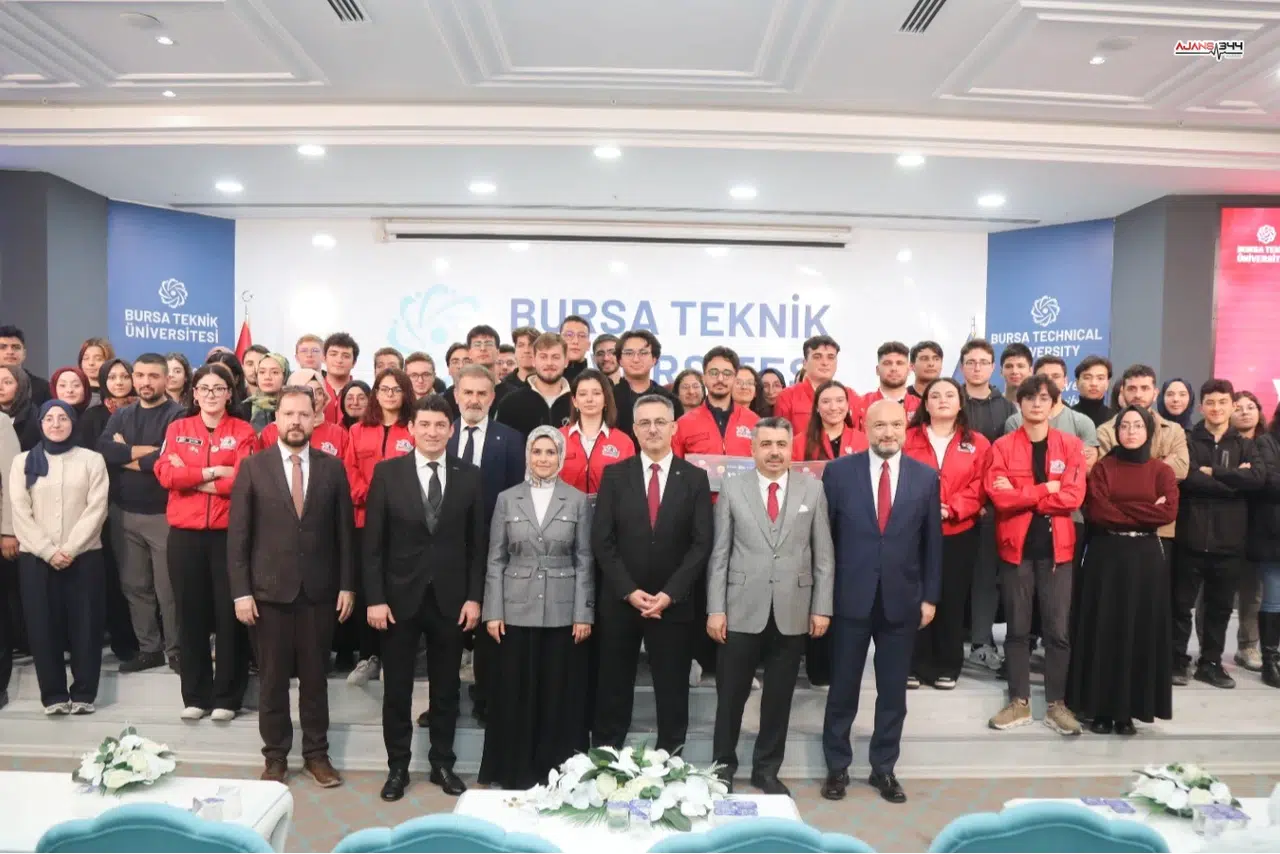 BTÜ'de '5 Dakikada TEKNOFEST' Etkinliği Büyük İlgi Gördü