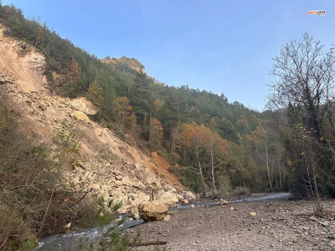 Hatay Dörtyol’da Geçilmez Kanyonu’nda heyelan paniği! Can kaybı yok