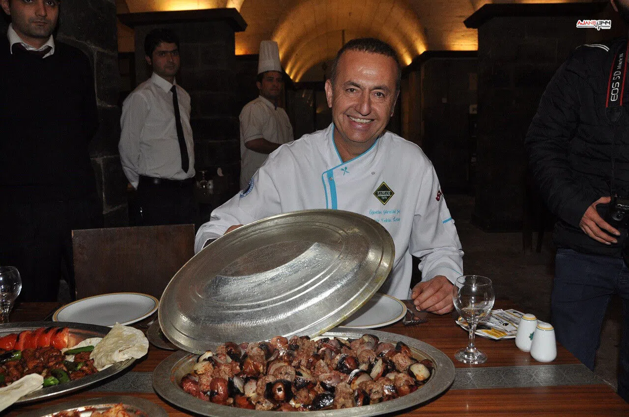 Gaziantep’te soğan kebabı sezonu açıldı