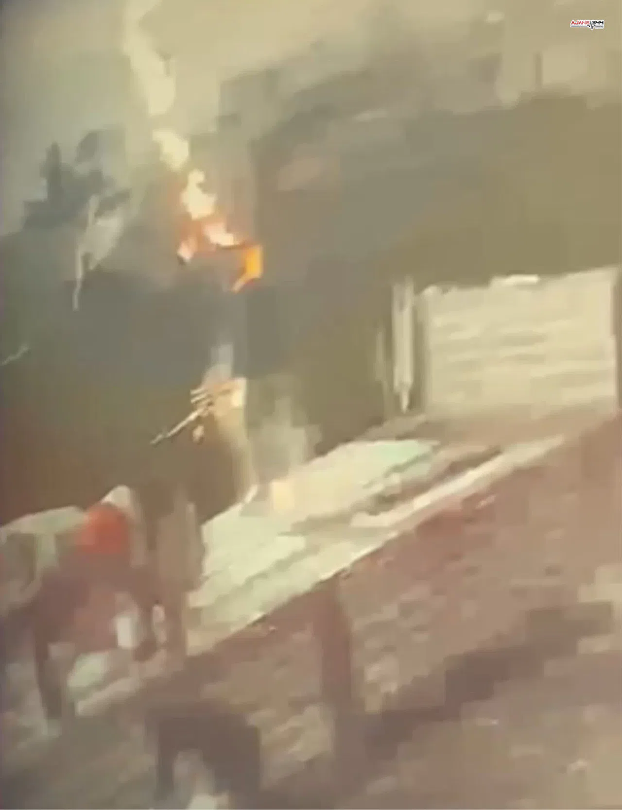 Hatay’da Tırdan Yük İndirirken Yıldırım Çarptı