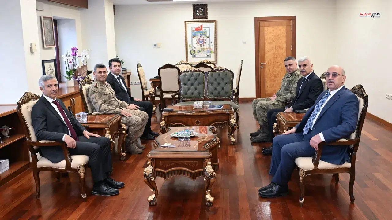 Kahramanmaraş İl Protokolü'nden Rektör Prof. Dr. Mahmut Ak’a Hayırlı Olsun Ziyareti