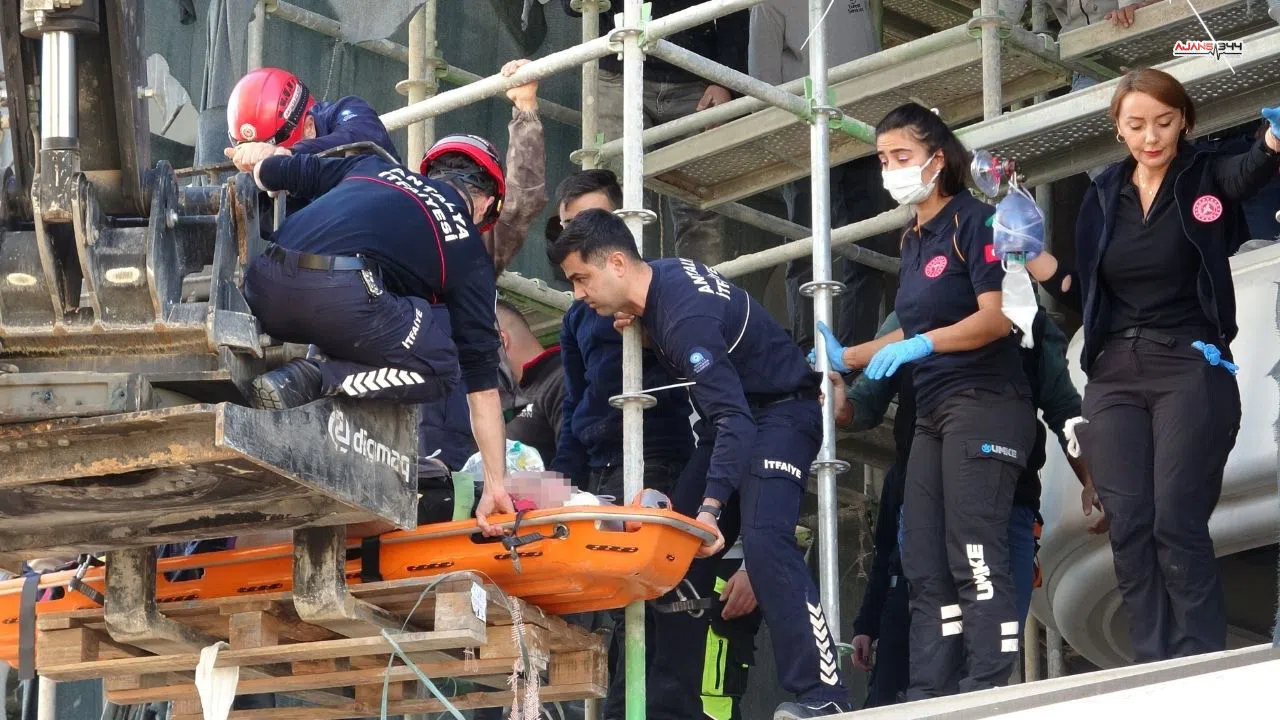 İnşaat İskelesinden Düşen İşçi Ağır Yaralandı