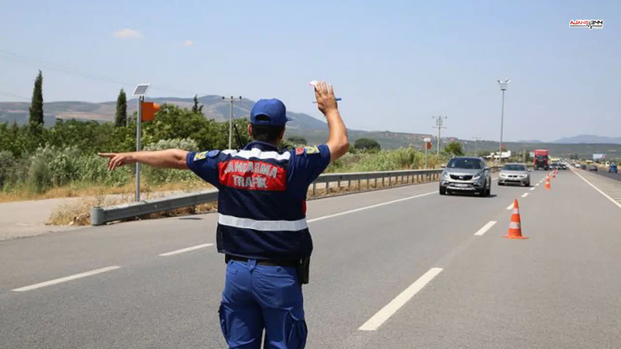 Jandarma Ekipleri, Şehit Babasına Yazdıkları Cezayı Kendi Ödedi