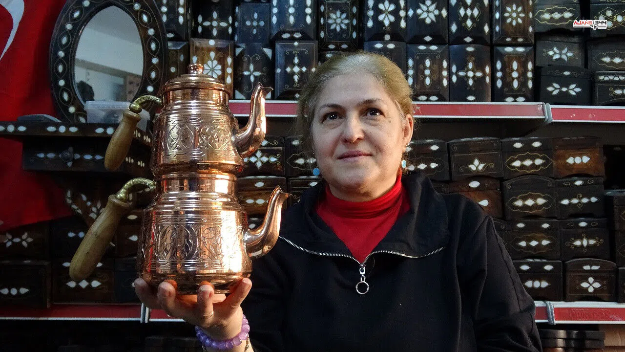 Kadın Usta Bakıra Hayat Veriyor