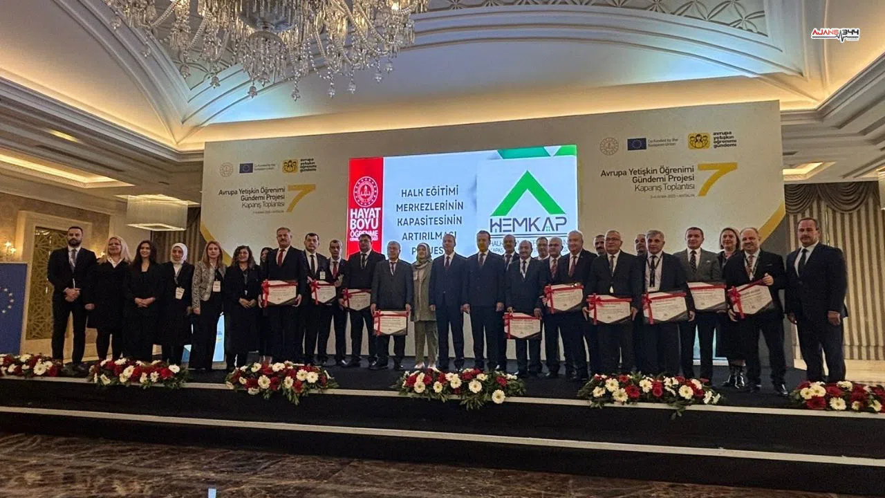 Kahramanmaraş Halk Eğitimi Merkezi Türkiye'de İlk 10'da!