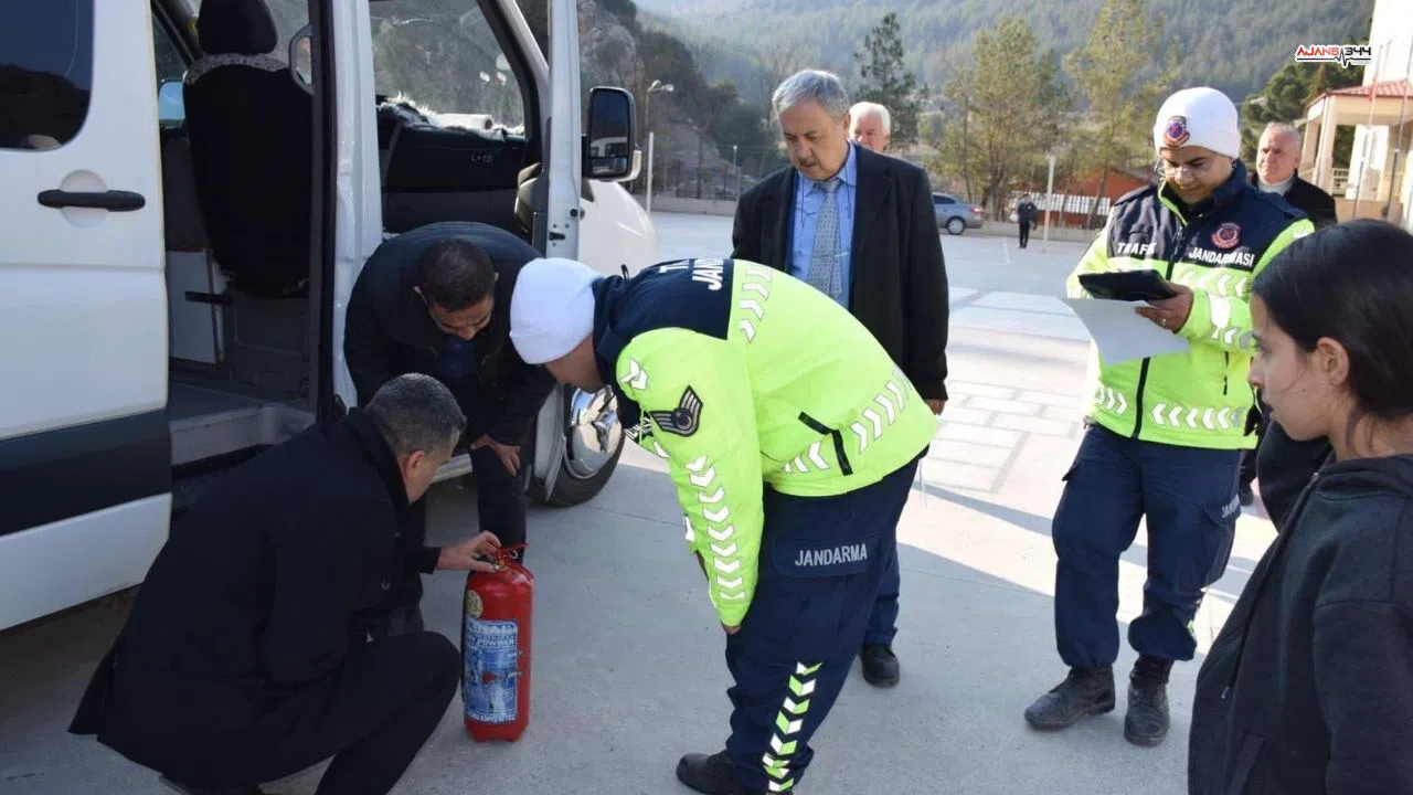 Kahramanmaraş'ta Taşımalı Eğitim Araçlarına 11 İlçede Denetim