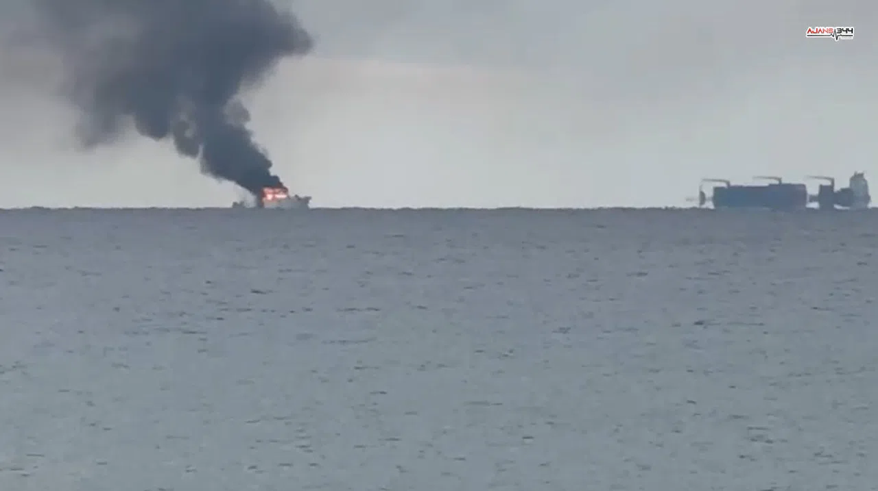 Kalkan Açıklarında Lüks Tekne Alev Aldı