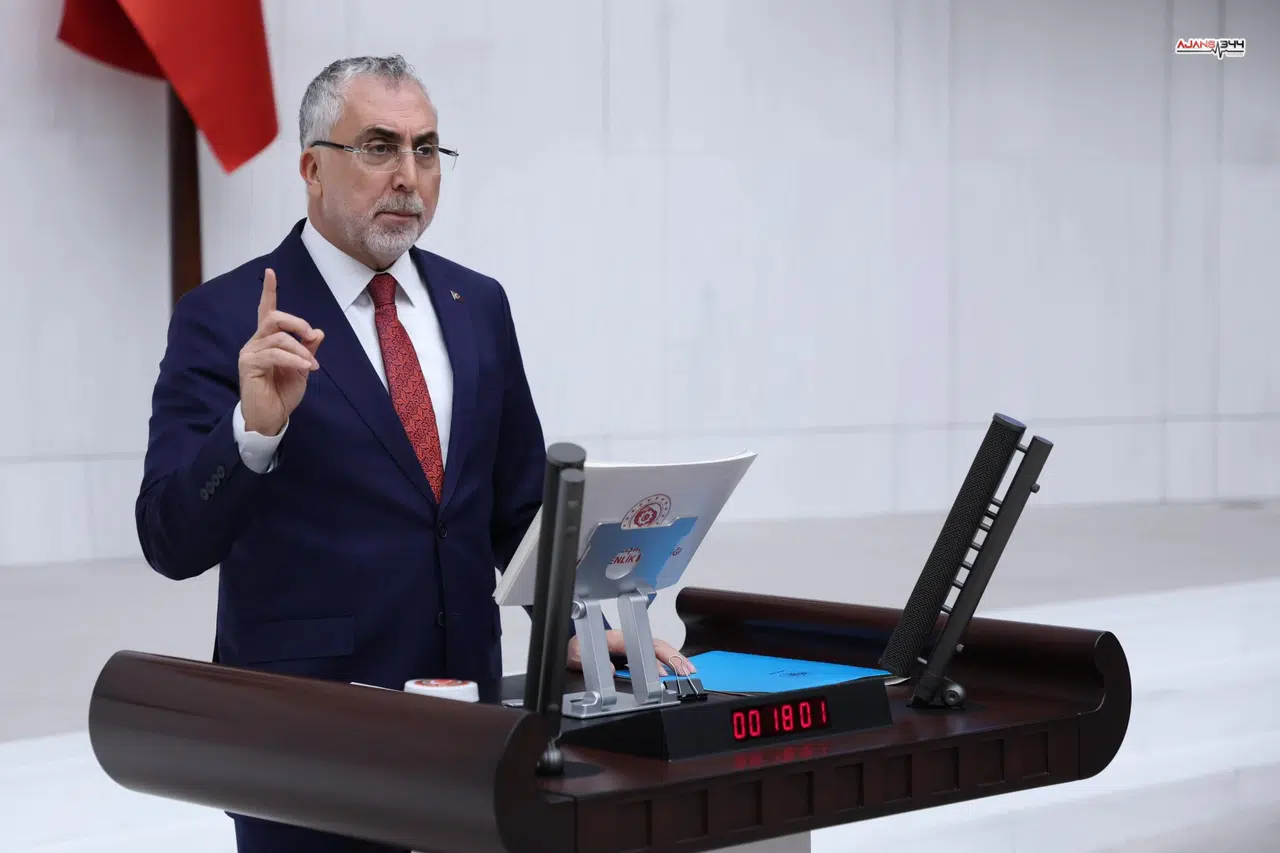 Bakan Işıkhan’dan Asgari Ücret Öncesi Ziyaret