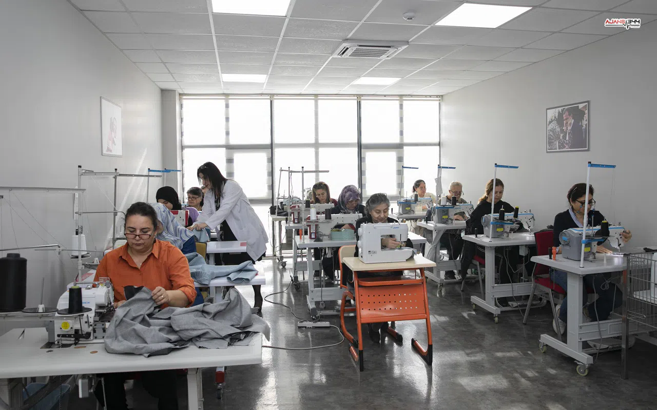 Mersin'de giyim üretim kurslarına ilgi artıyor