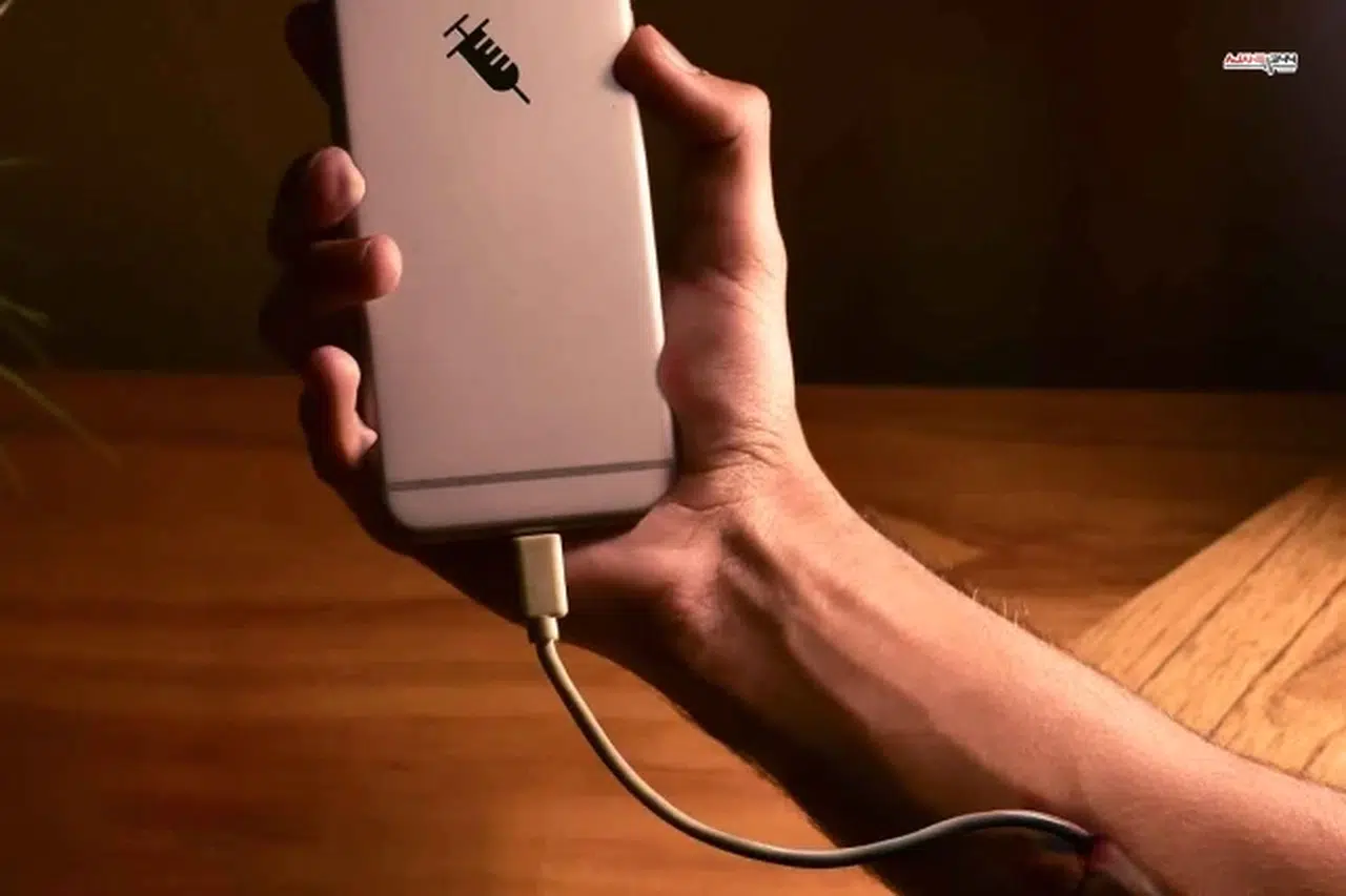 Telefonundan ayrı kalma korkusu: Nomofobi ruh sağlığını tehdit ediyor