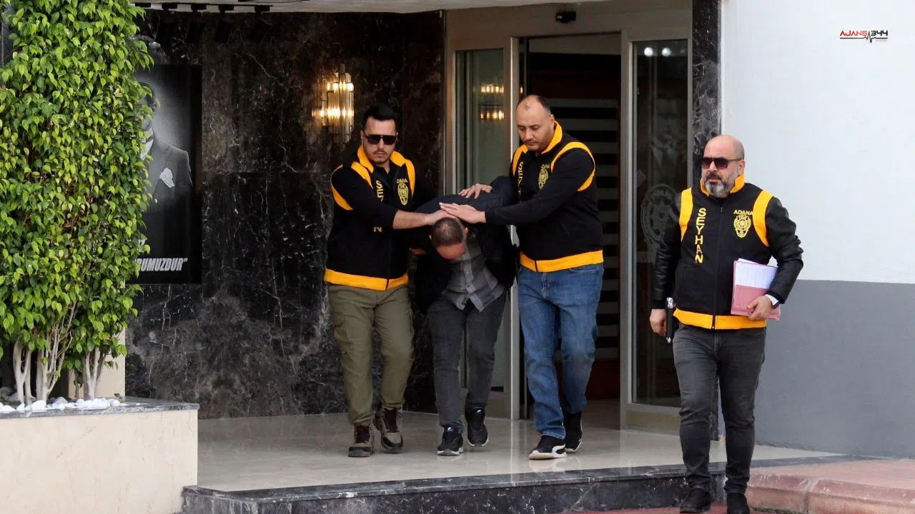 Polis Baskınında Evde Silah Bahçede Gömülü Bomba Bulundu