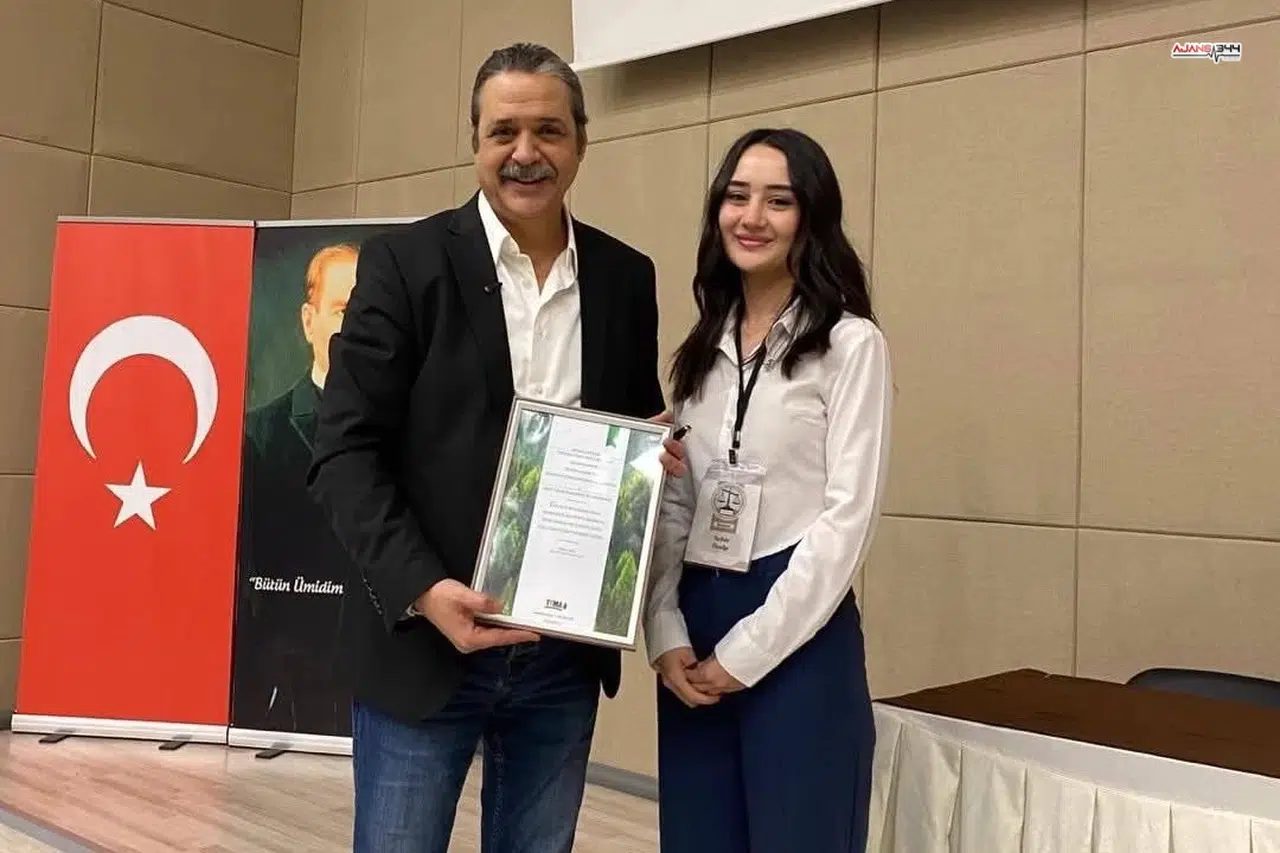 Savaş Kurtbaba, hukuk öğrencileriyle bir araya geldi