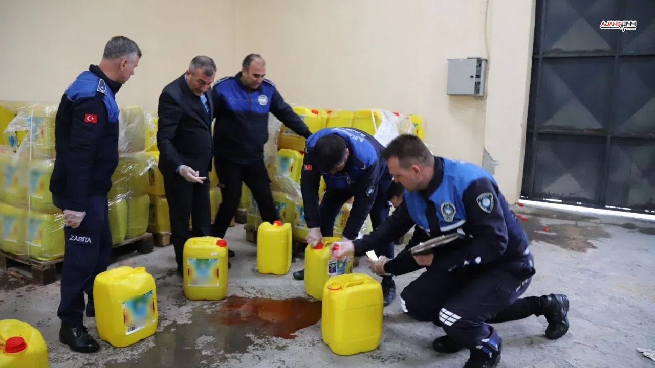 Yağ diye 73 bin litre su sattılar yakalandılar
