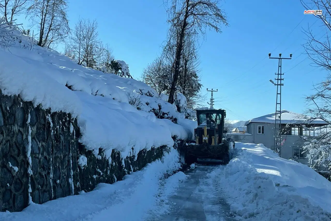 133 köye ulaşım yok! Trabzon'da kar seferberliği