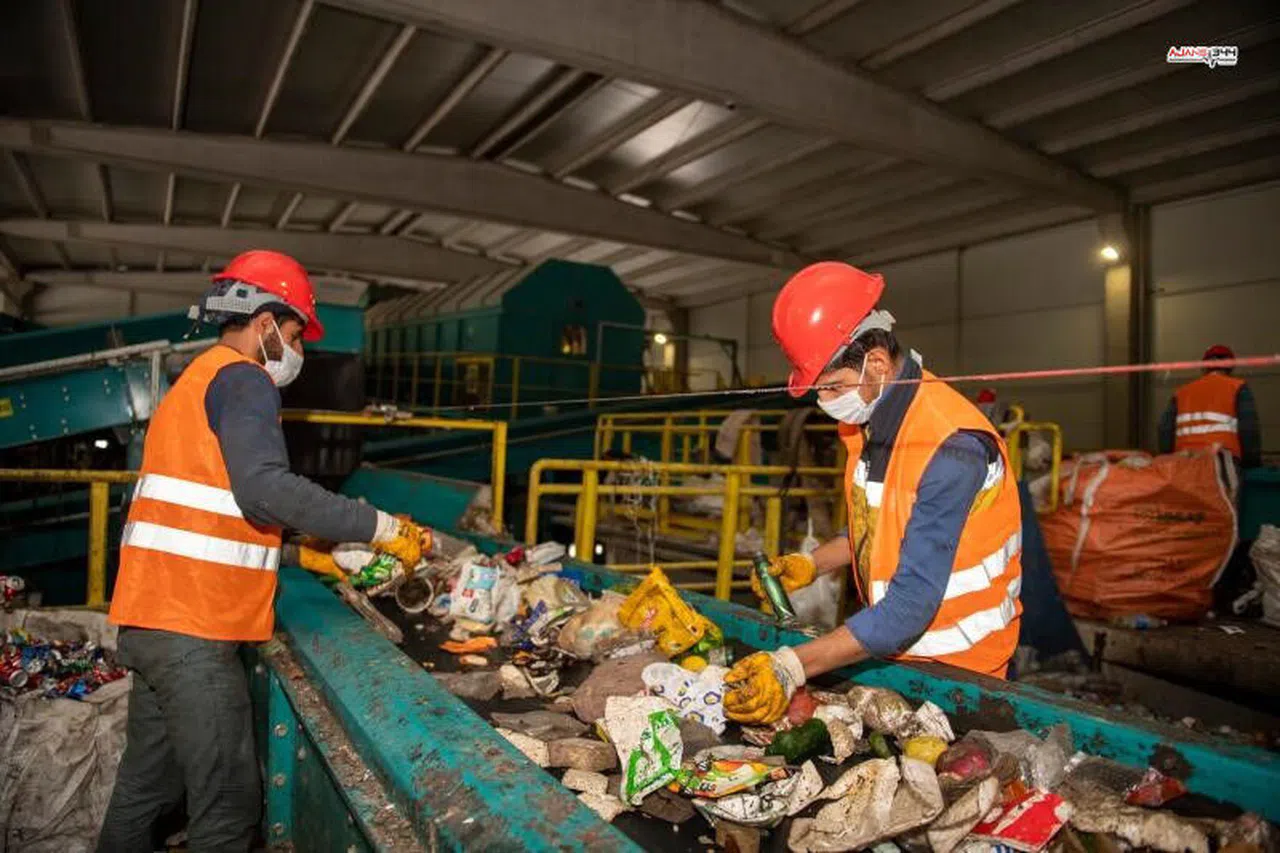 Akdeniz'i kirleten 12 gemiye 92 milyon lira ceza kesildi