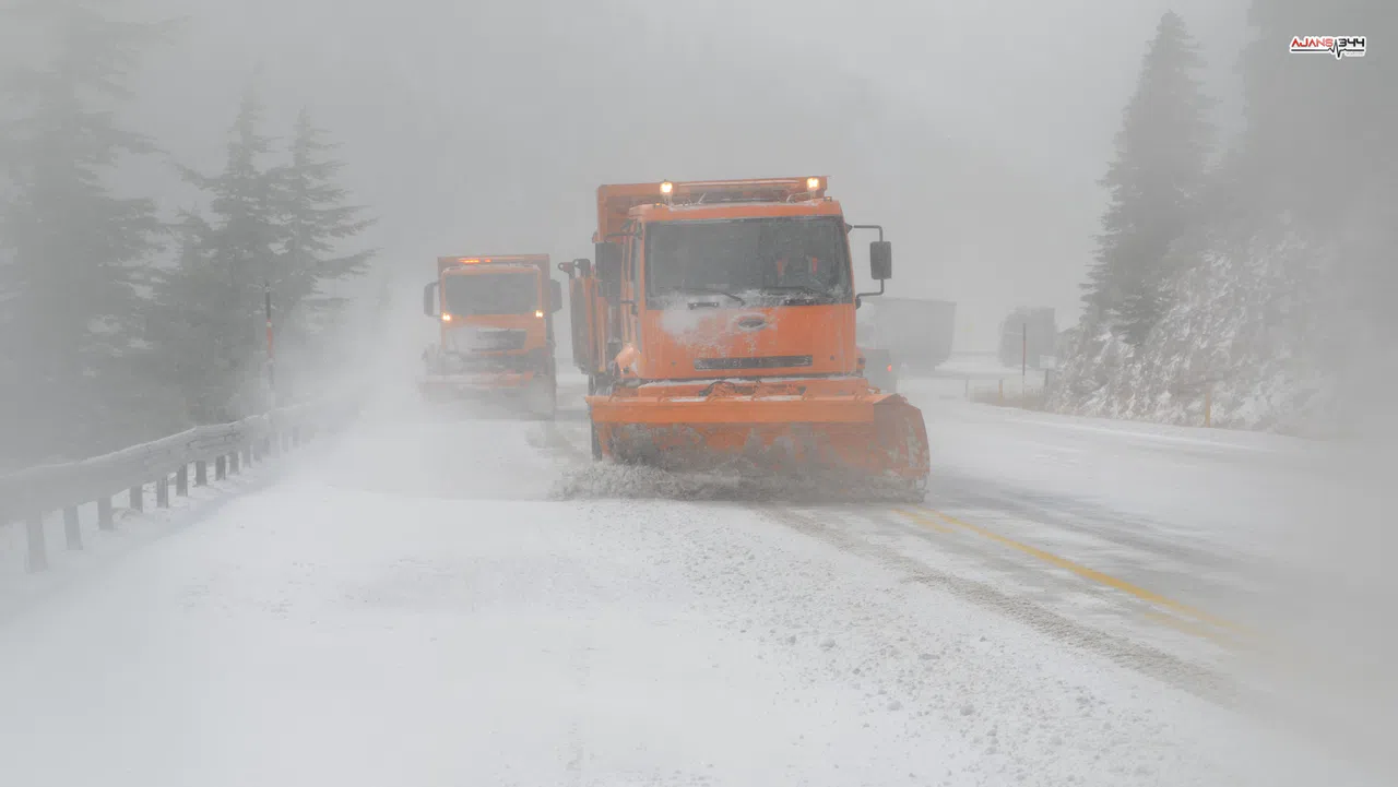 Alacabel Geçidinde Kar Yağışı Etkili