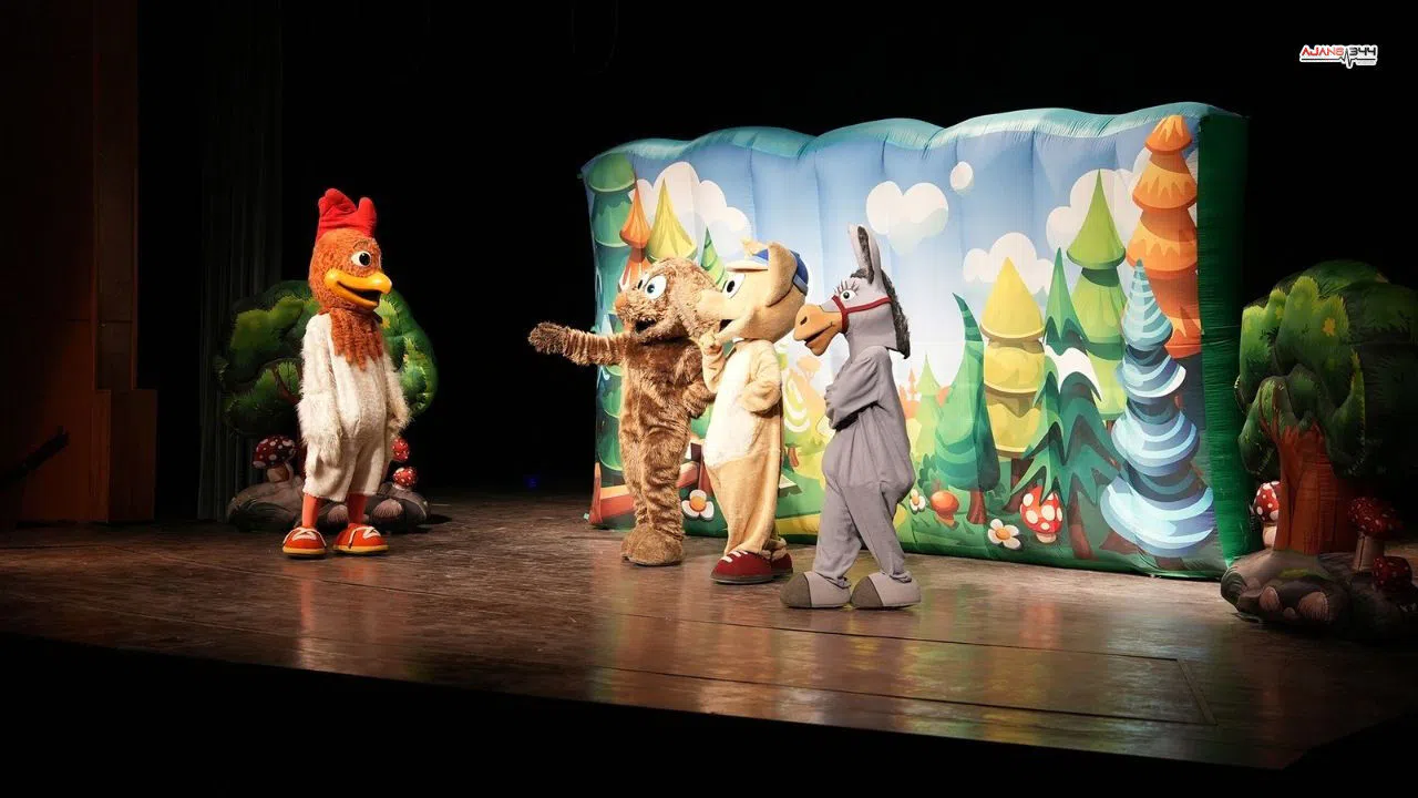 Kahramanmaraş'ta yarıyıl tatili tiyatroyla başladı: Bremen Mızıkacıları sahne aldı