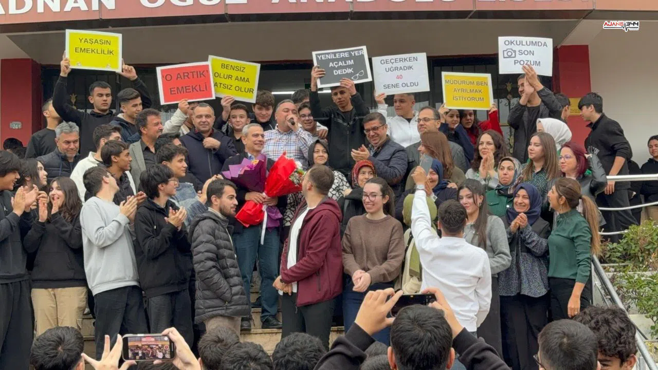 Osmaniye'de öğretmen 40 yılın ardından duygusal vedayla emekli oldu