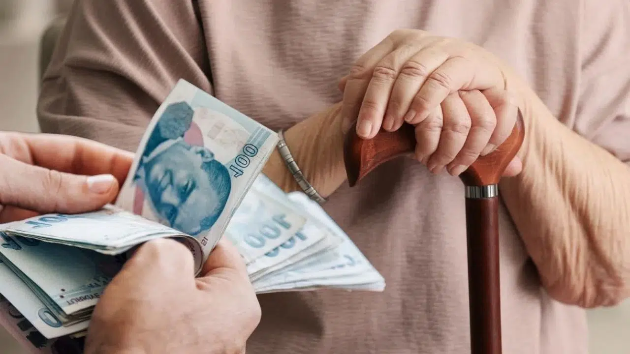 Emekliler 2026'da daha düşük maaş alacak!