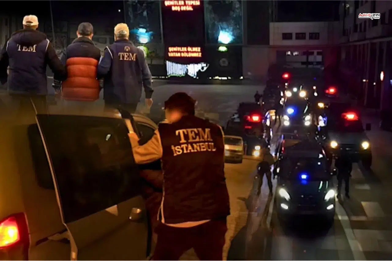 FETÖ Operasyonlarında 223 Gözaltı!