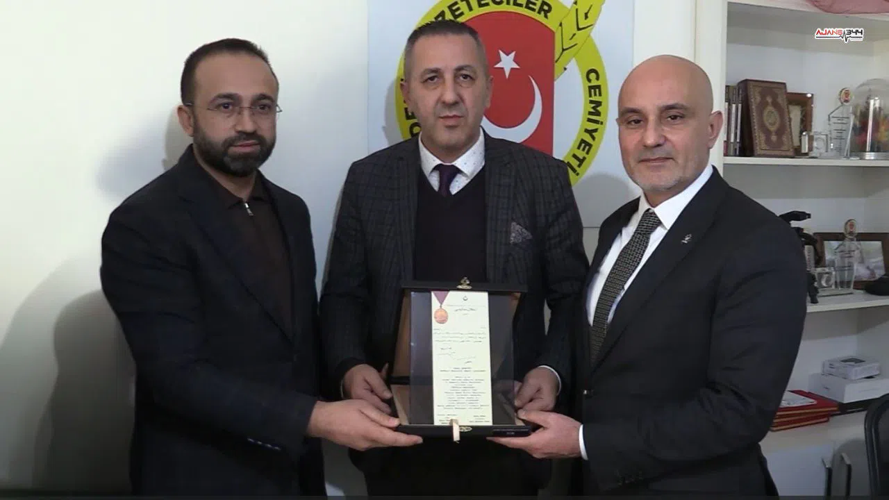 AK Parti İl Başkanı Gül, Akdeniz Gazeteciler Cemiyetini ziyaret etti