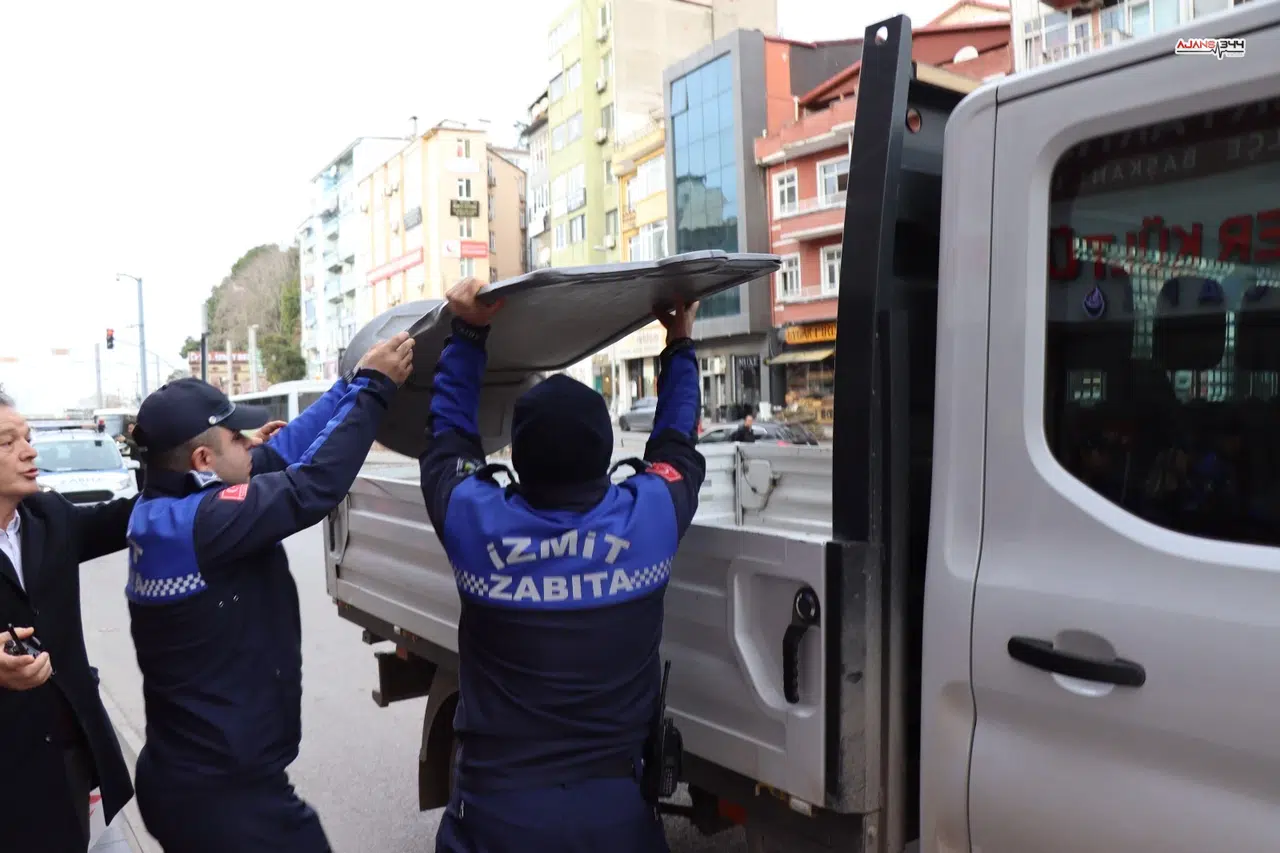 Kaldırım İşgaline Geçit Yok!