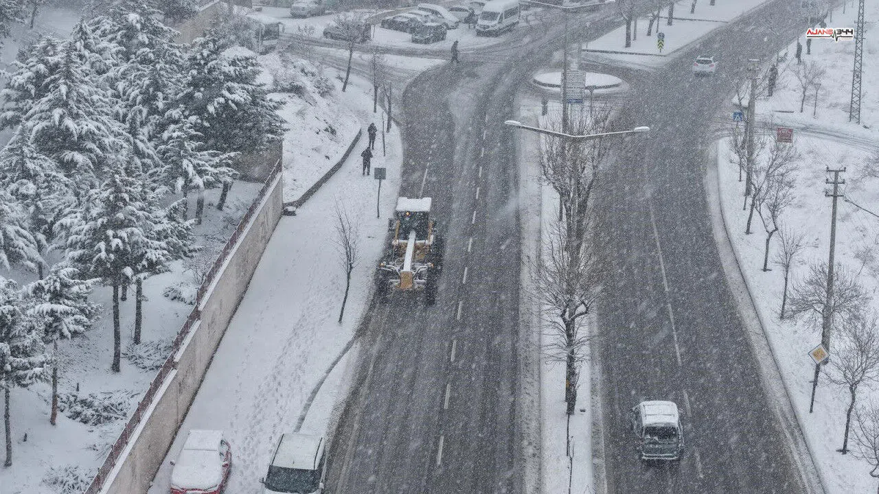 Kahramanmaraş’ta kar yağışına anında müdahale