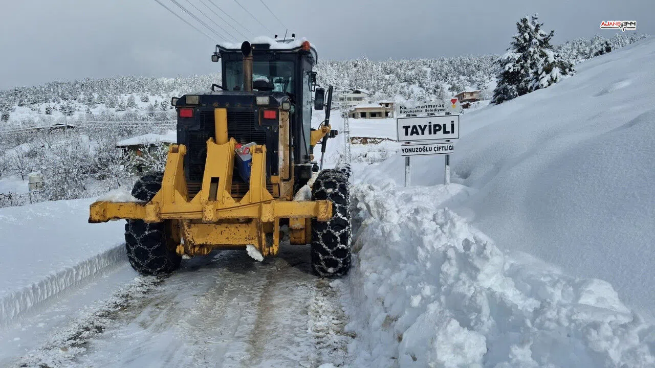 Kahramanmaraş’ta kırsaldan merkeze kar mesaisi