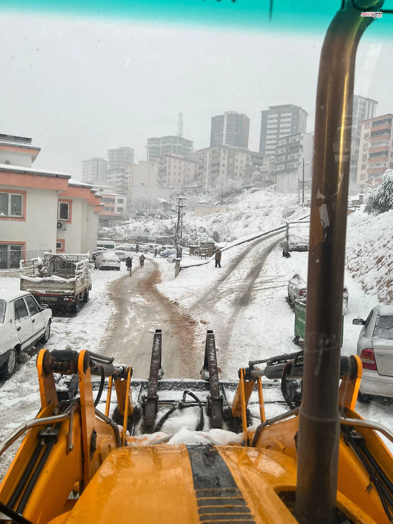 Onikişubat Belediyesi’nden kar yağışına karşı tam saha önlem