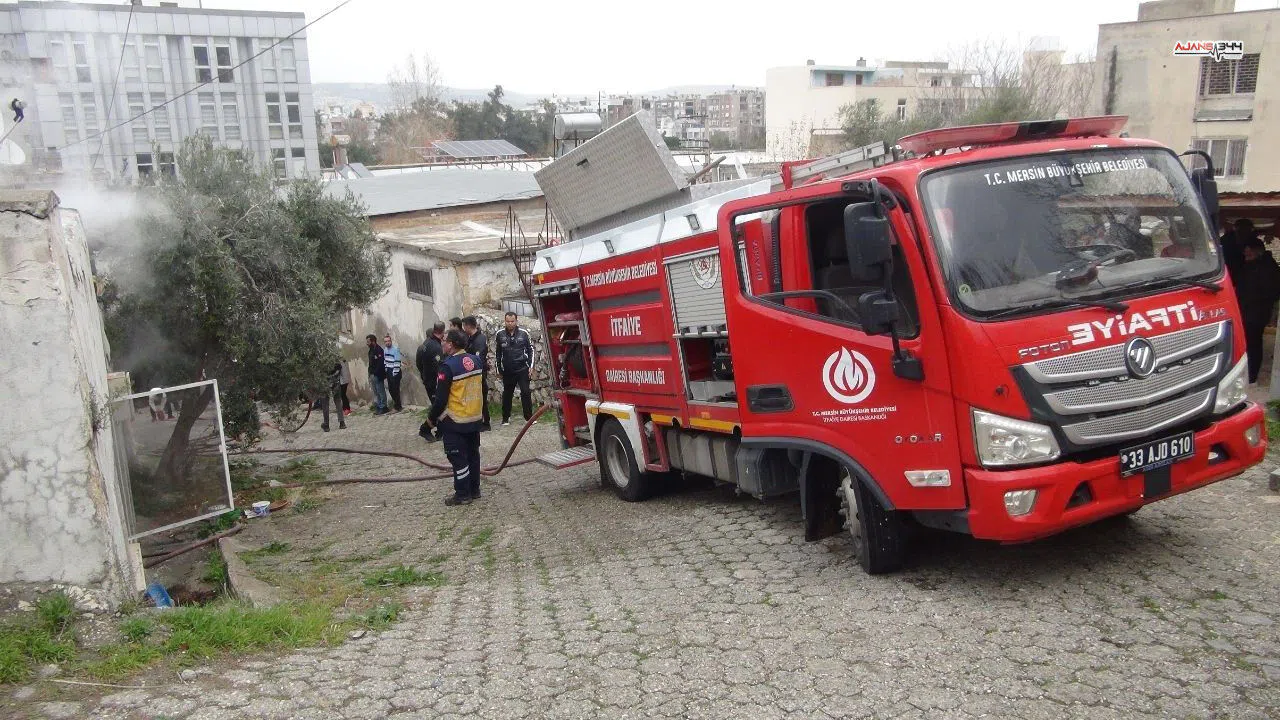 Evde Çıkan Yangın Büyük Hasara Yol Açtı