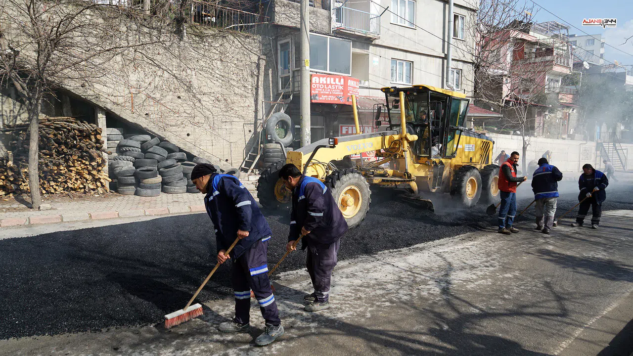 Kahramanmaraş’ta Yol Yenileme Çalışmaları Aralıksız Sürüyor