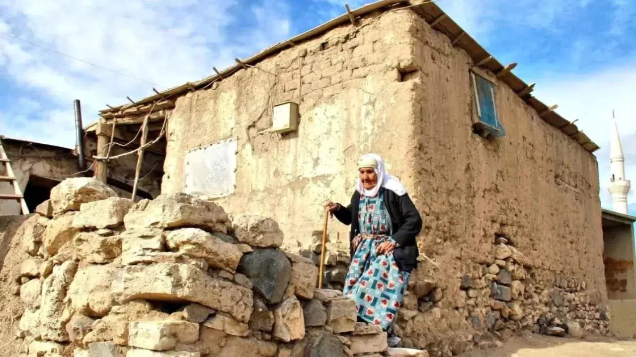 Asrın felaketine meydan okudular! Kahramanmaraş'ta yıkılmayan tarihi evlerin sırrı