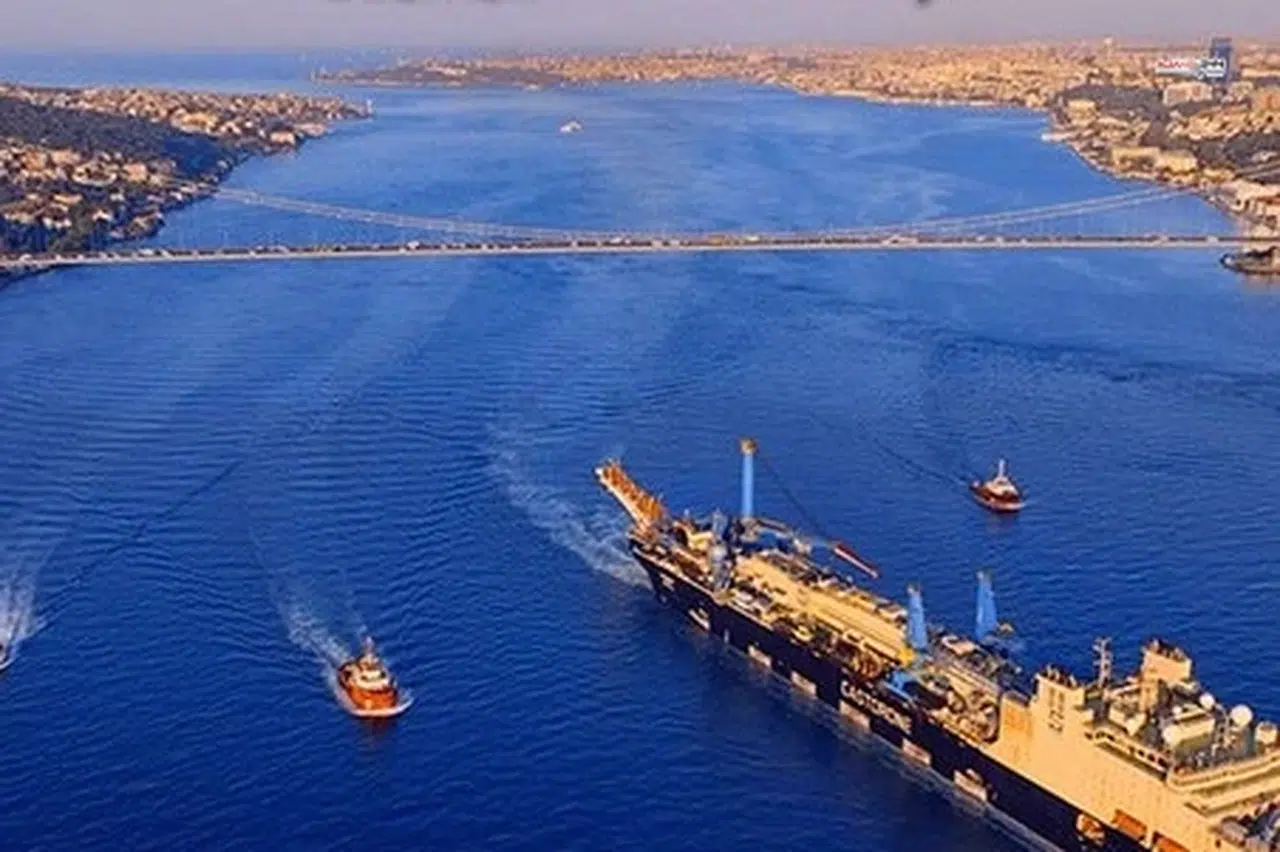 Bakan Uraloğlu: Boğazlar'da gemi trafiğini anlık izleyeceğiz