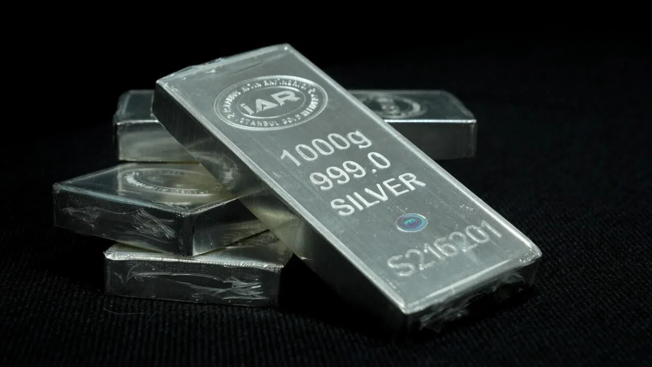 Dev bankadan gümüş için flaş uyarı: Bu rakamı göremeye hazır olun!