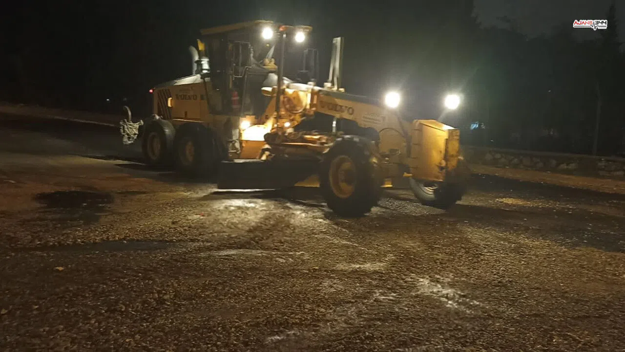 Kahramanmaraş’ta su tahliyesi ve yol onarımı sürüyor