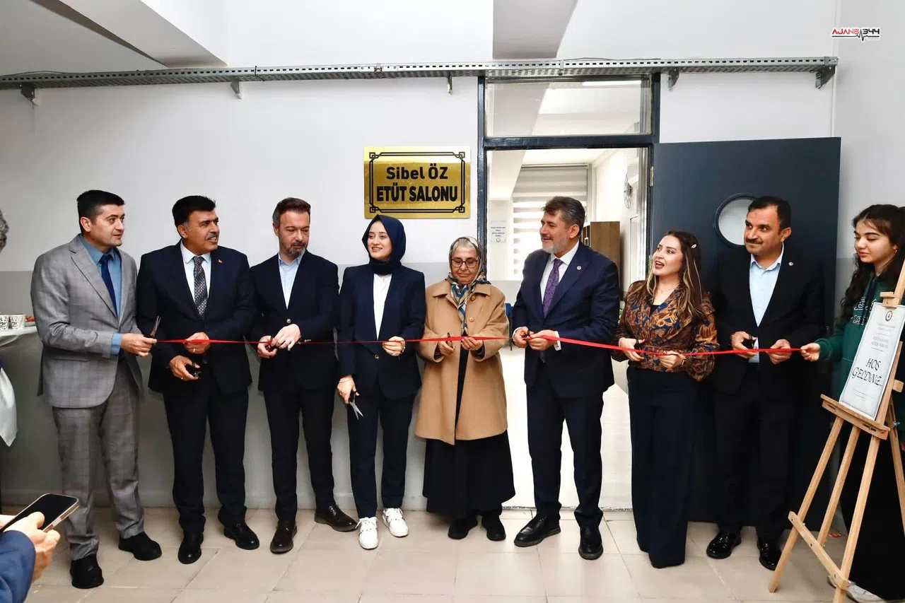 Depremde Hayatını Kaybeden Öğretmen İçin Etüt Salonu Açıldı