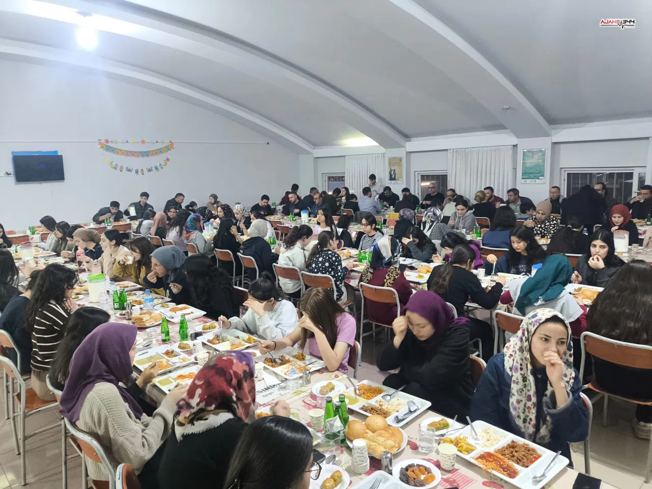 Kahramanmaraş’ta 'Maarifin Kalbinde Ramazan' İftarı Gerçekleştirildi