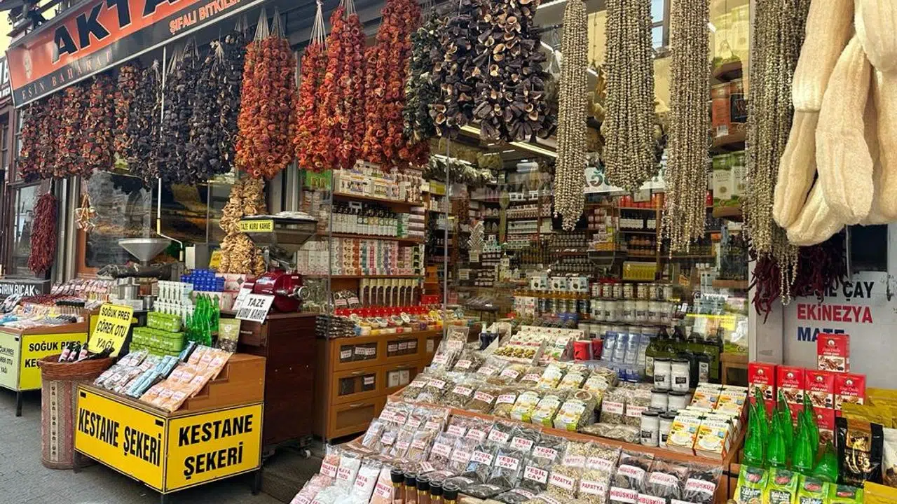 Kahramanmaraş'ta kış aylarının vazgeçilmezi oldu! Kilosu 300 TL'den satılıyor